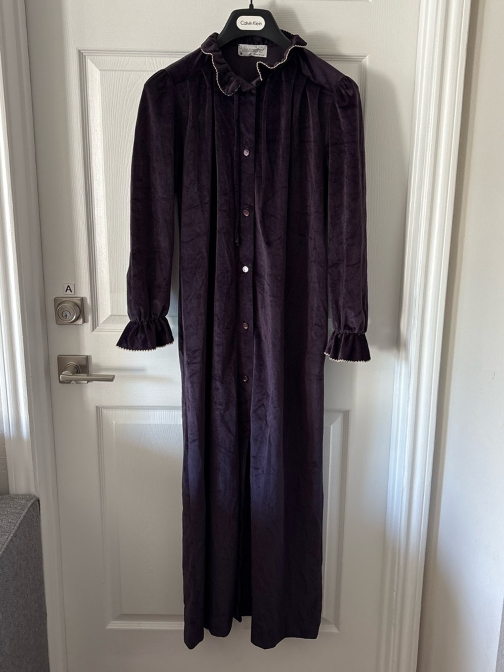 Vintage 1970s Vassarette Plum Ruffle Collar Maxi Dress Made in USA Size S/M